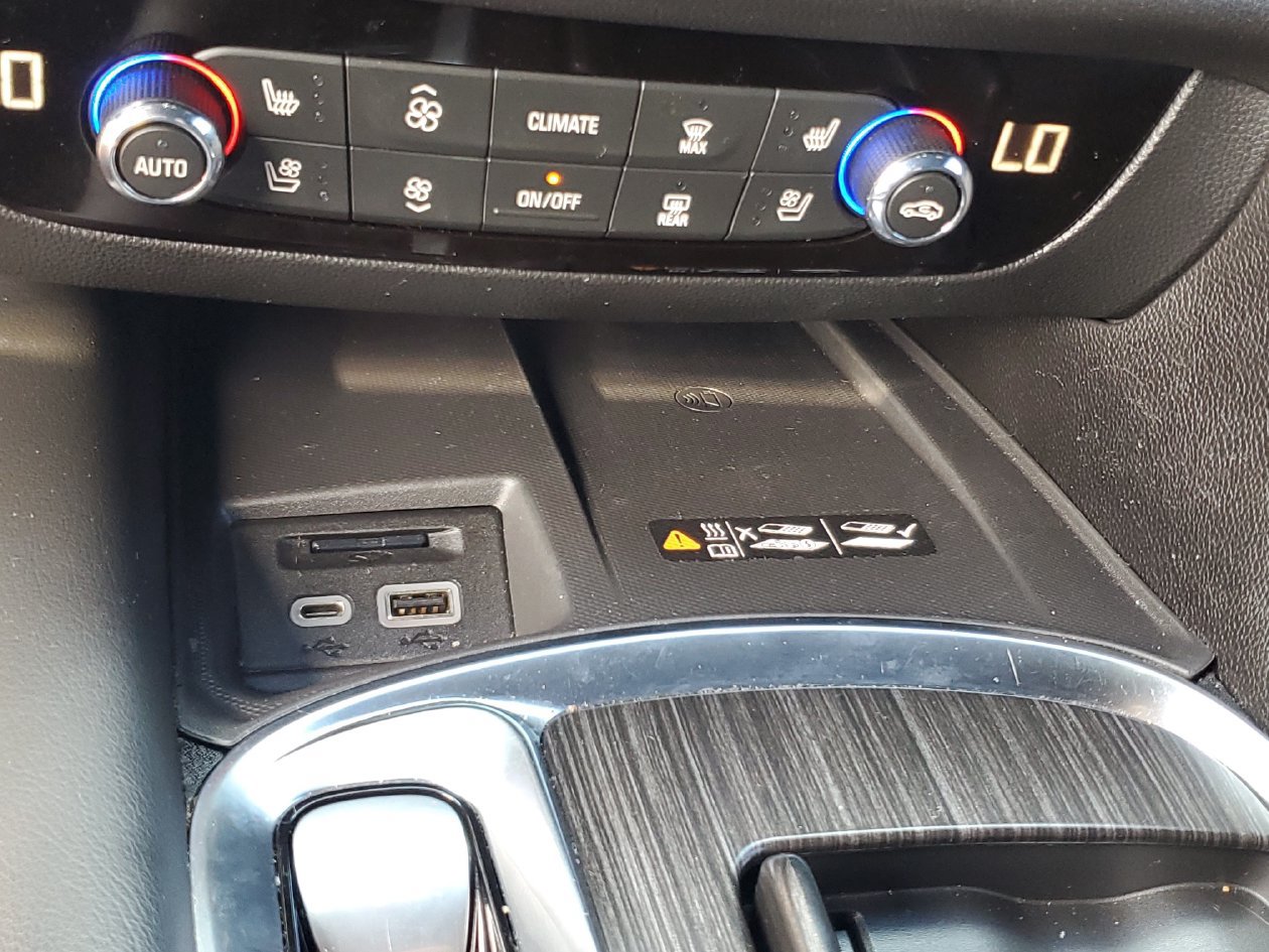 Used 2024 Buick Enclave Avenir w/ Trailering Package, 5000 lbs. FWD image 23