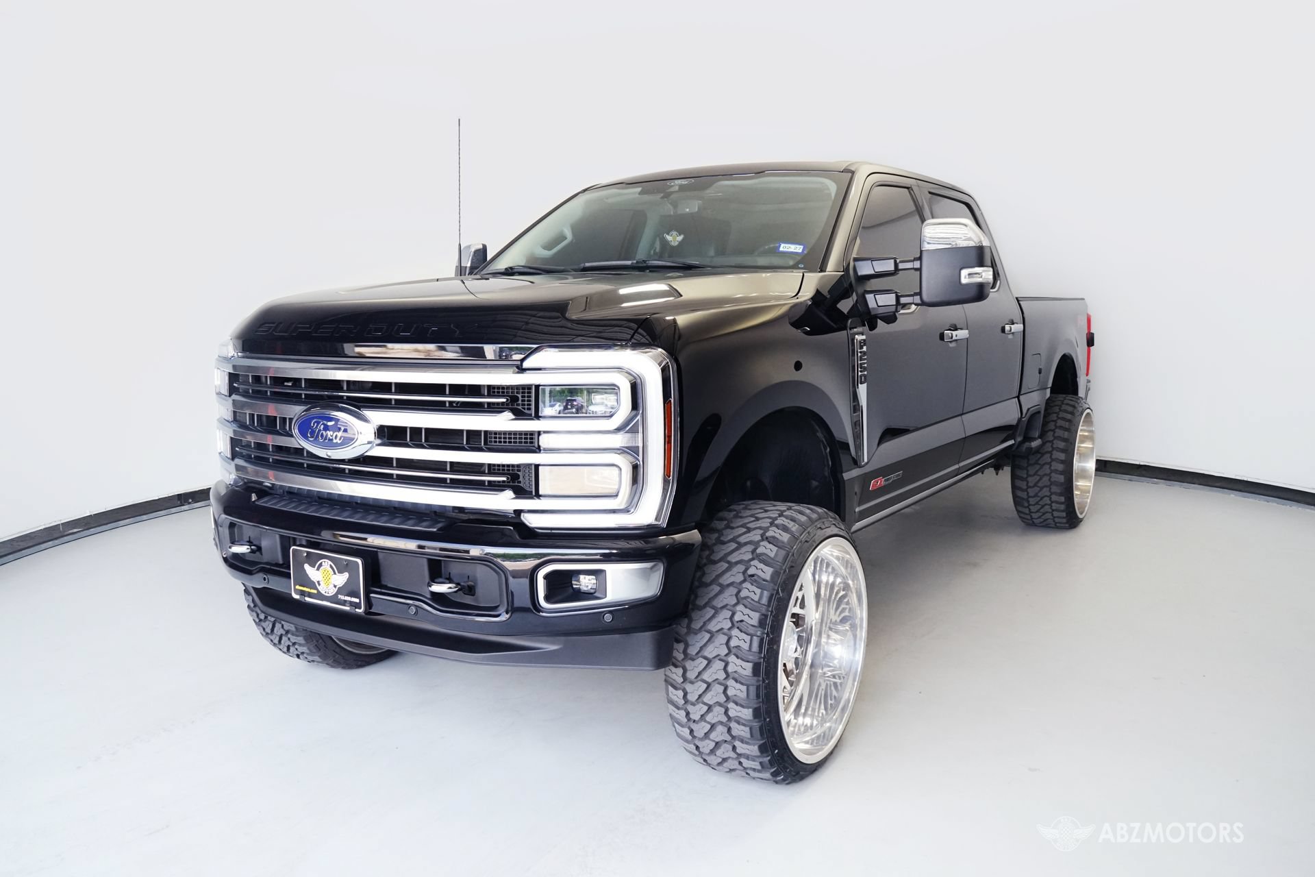 Used 2024 Ford F250 Limited w/ FX4 Off-Road Package AWD/4WD image 2