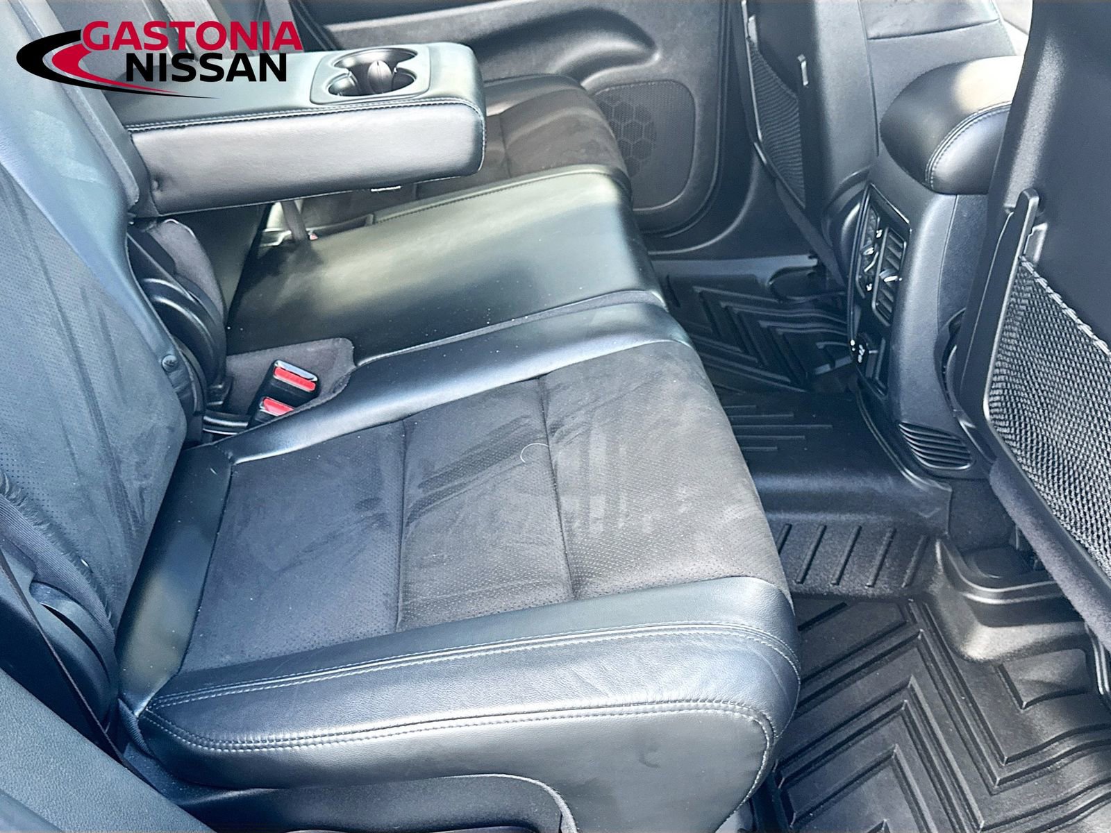 Used 2021 Jeep Grand Cherokee Laredo X image 34