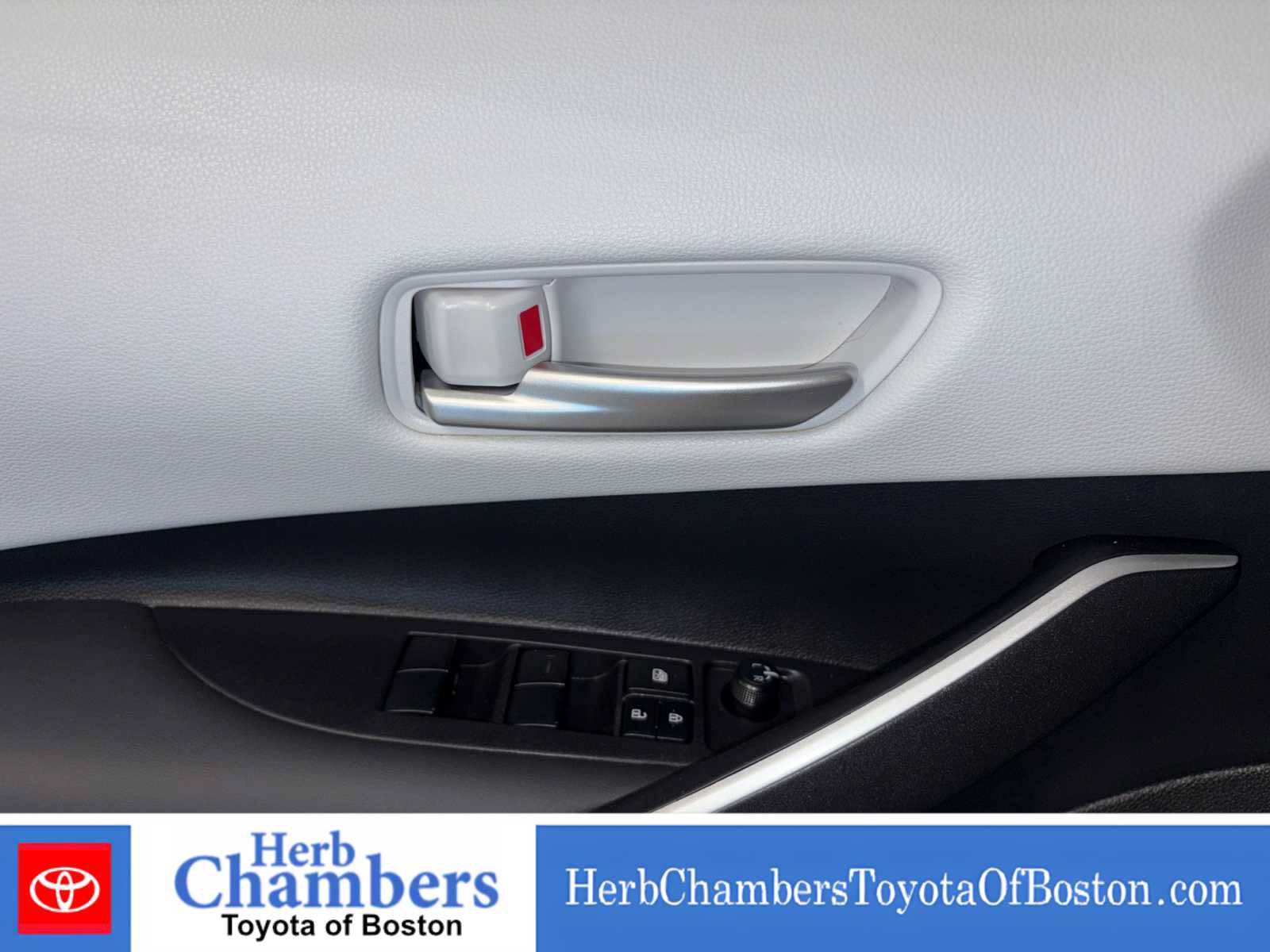 Used 2025 Toyota Corolla FX FWD image 14