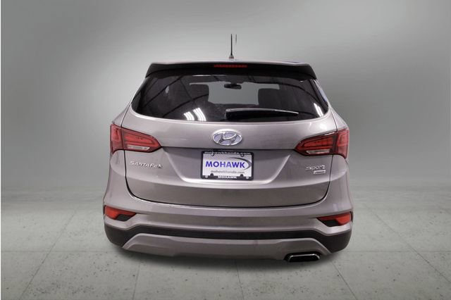 Used 2018 Hyundai Santa Fe Sport image 4