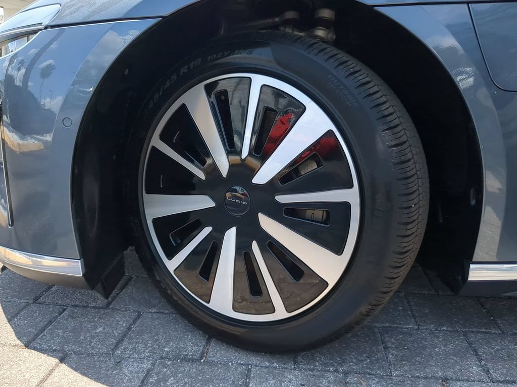 Used 2024 Lucid Air Pure RWD image 34