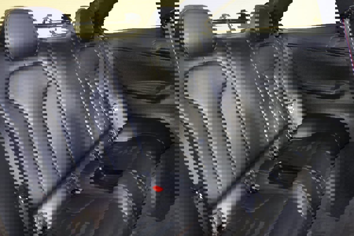 Used 2019 BMW M4 CS w/ Executive Package image 32