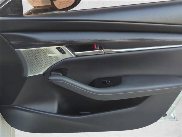 Used 2023 MAZDA MAZDA3 s image 26