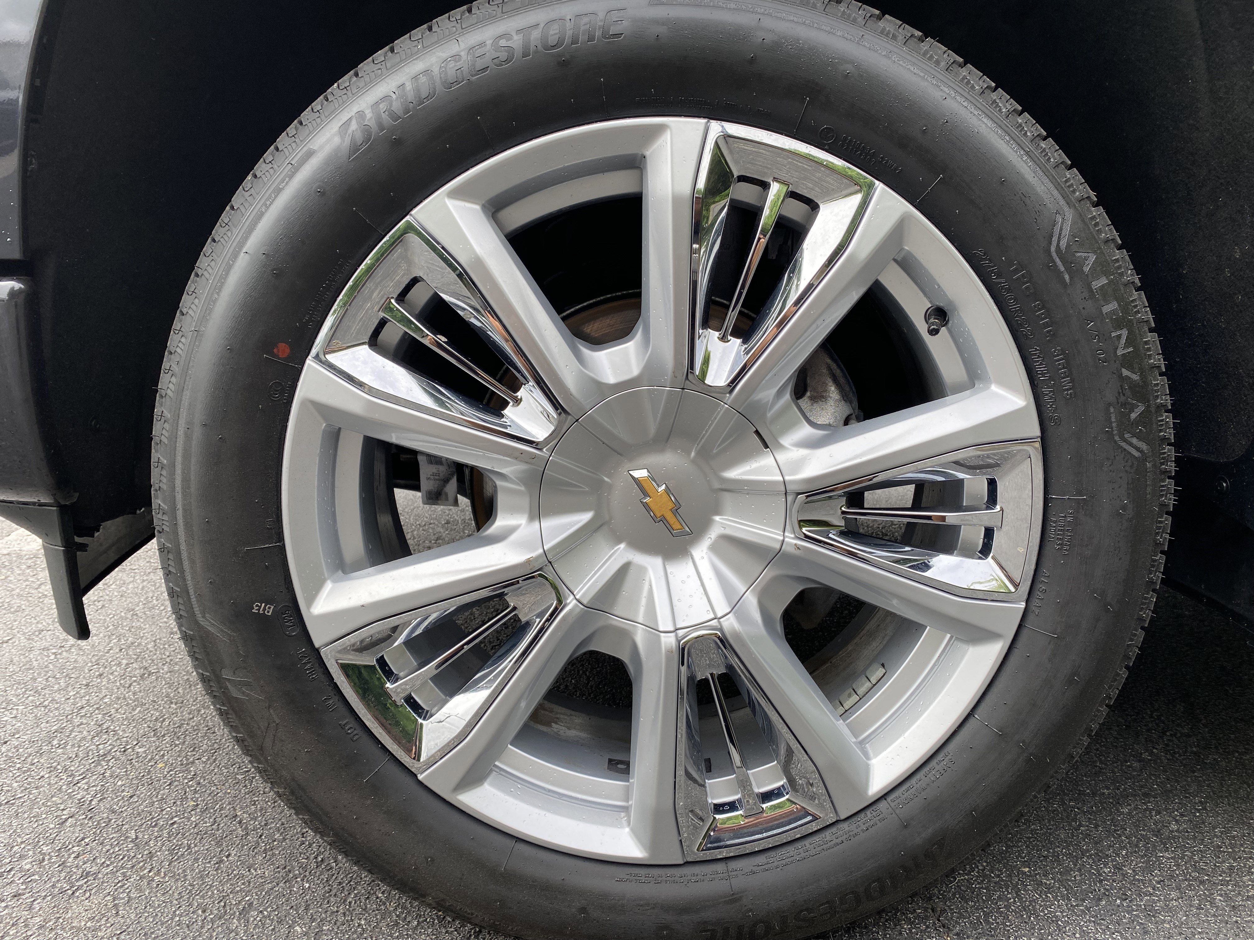 Used 2023 Chevrolet Silverado 1500 High Country w/ High Country Premium Package AWD/4WD image 47