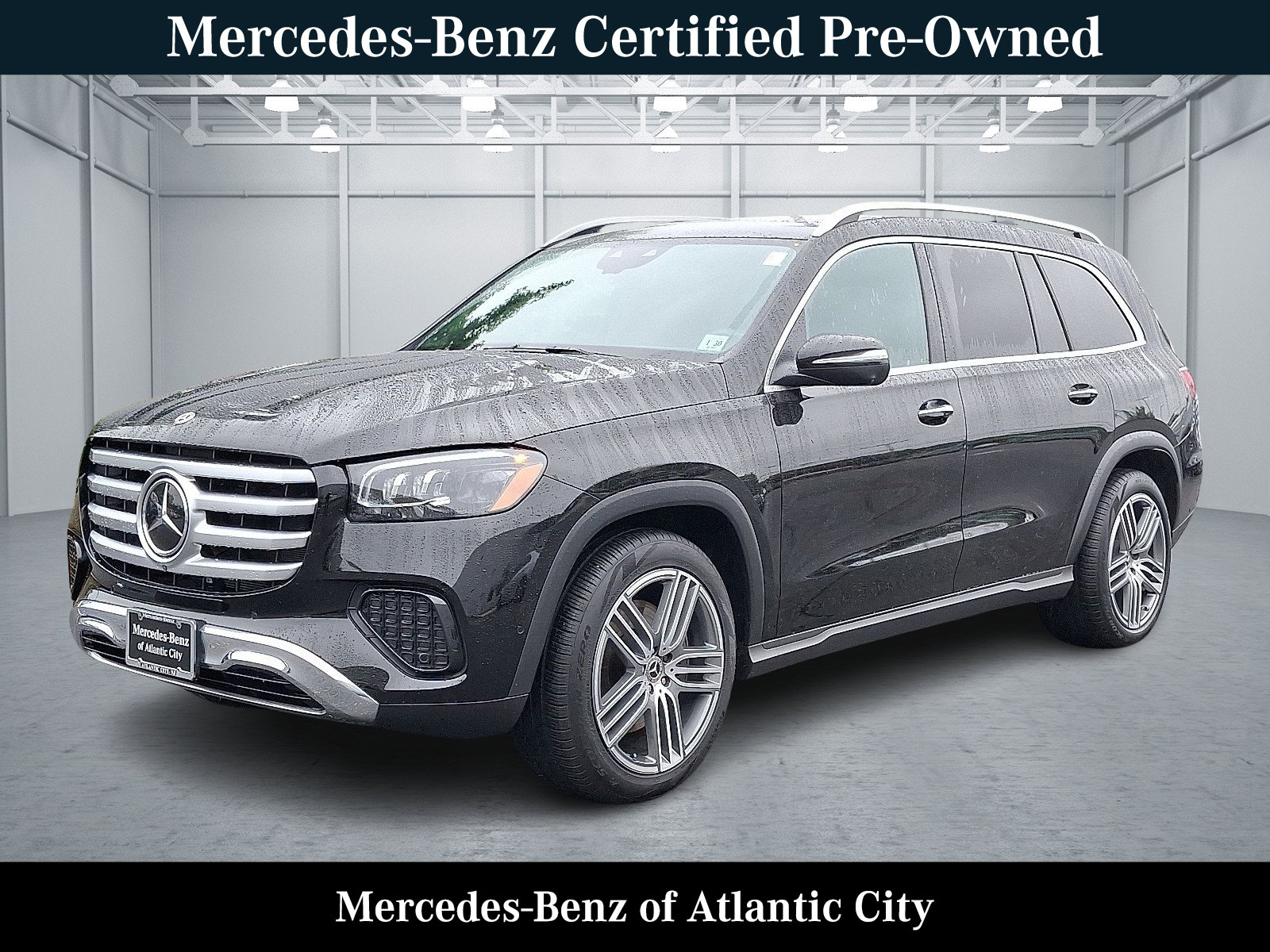 Used 2025 Mercedes-Benz GLS 450 4MATIC image 3