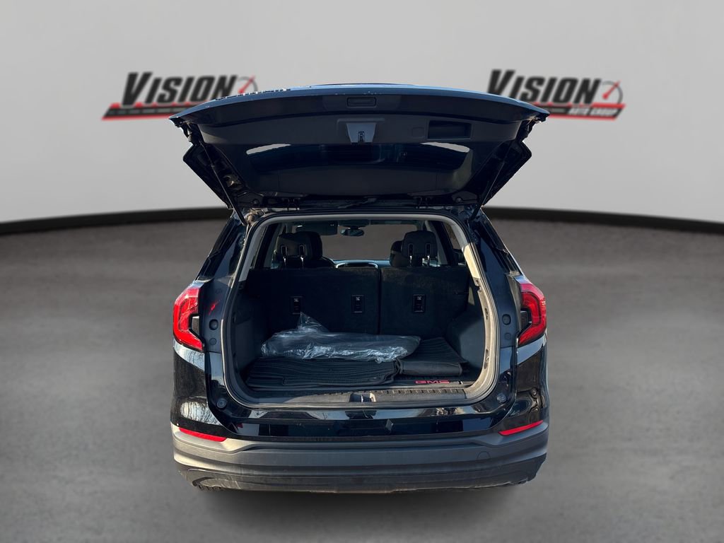 Used 2018 GMC Terrain SLE w/ Driver Convenience Package image 11