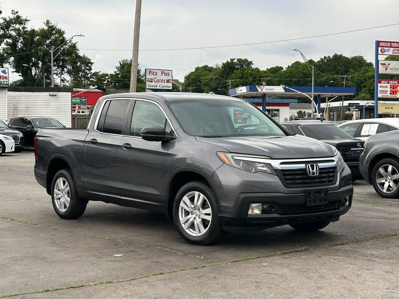 Used 2017 Honda Ridgeline RT image 3