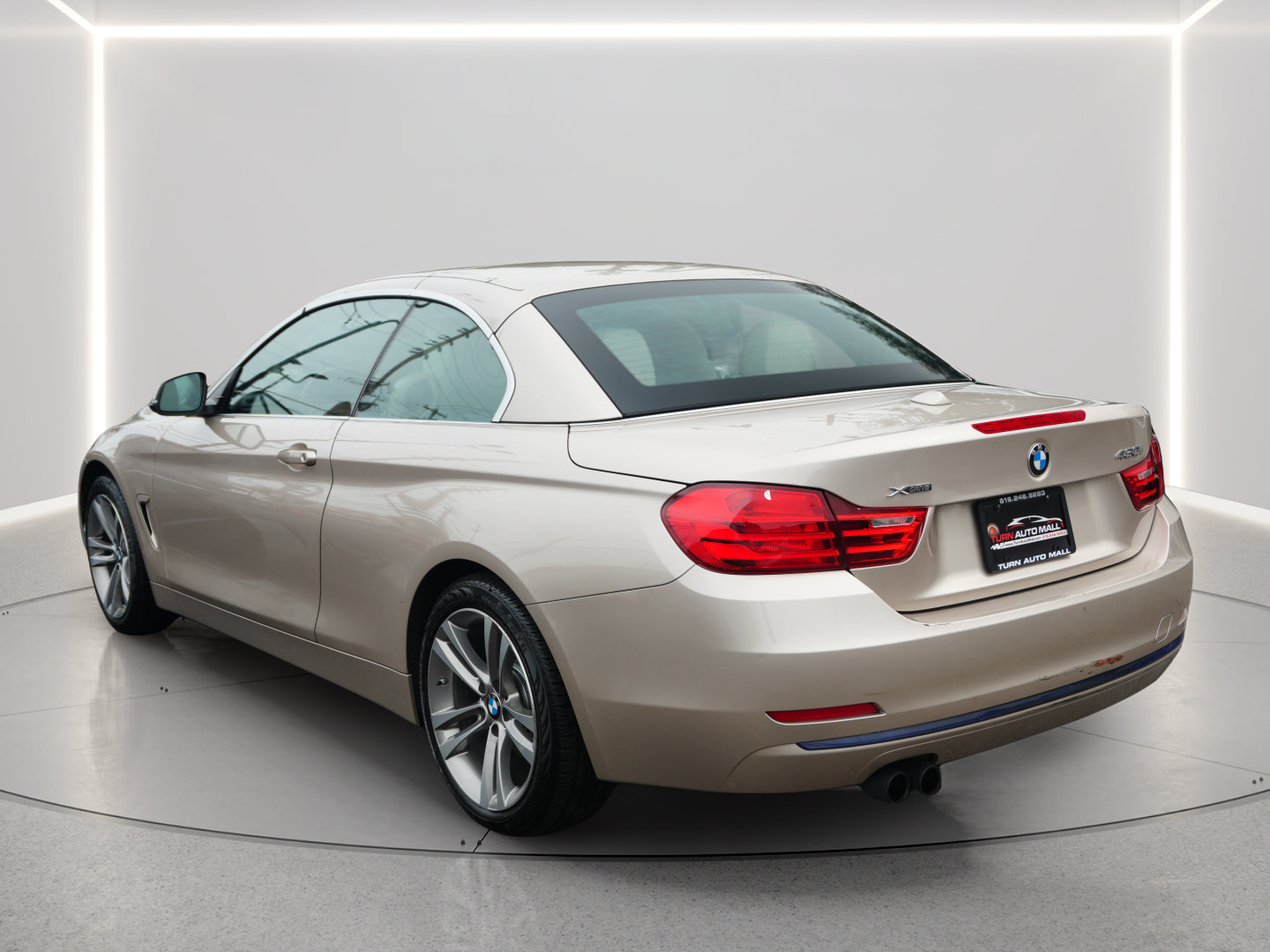 Used 2017 BMW 430i xDrive Convertible AWD/4WD image 5