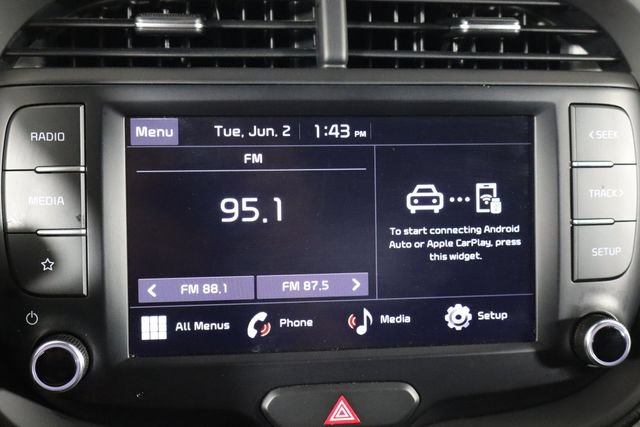 Used 2023 Kia Soul LX FWD image 29