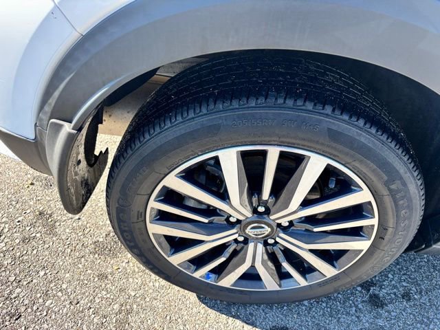 Used 2021 Nissan Kicks SV image 11