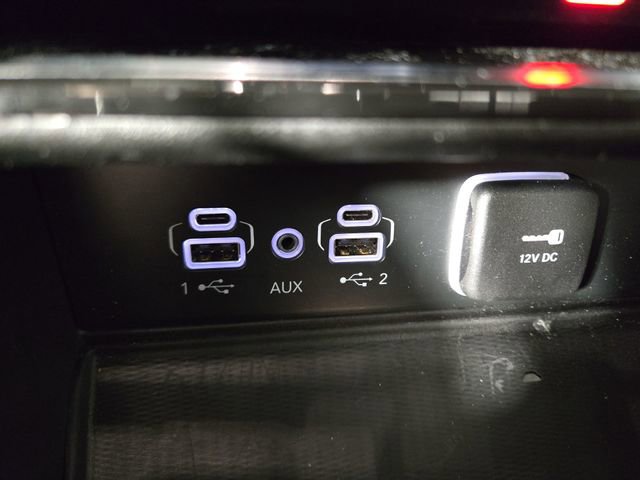 Used 2023 Jeep Grand Cherokee Laredo w/ Luxury Tech Group I image 25