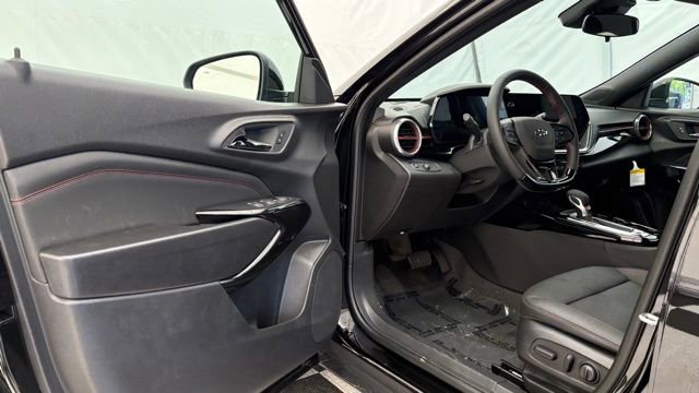 New 2026 Chevrolet Trax RS FWD image 30