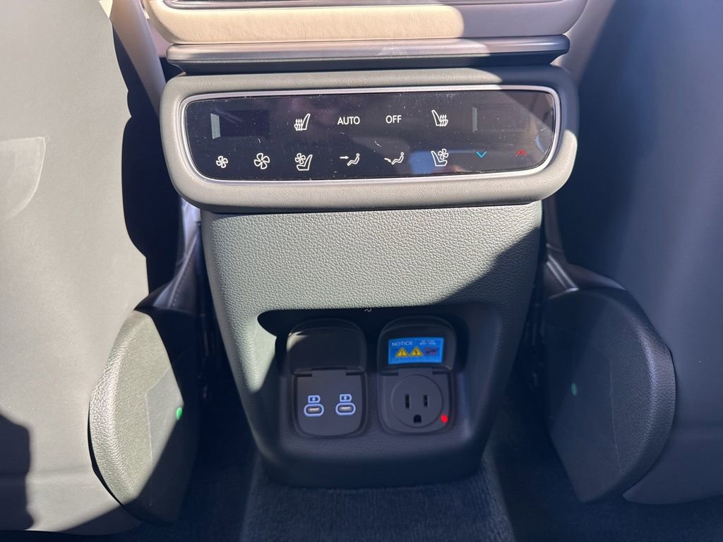 New 2026 Genesis GV80 3.5T e-SC image 16