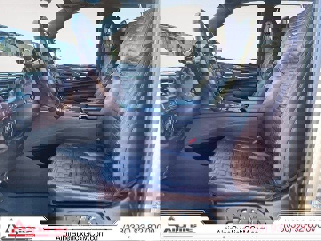 Used 2023 Cadillac Escalade ESV Sport Platinum image 9