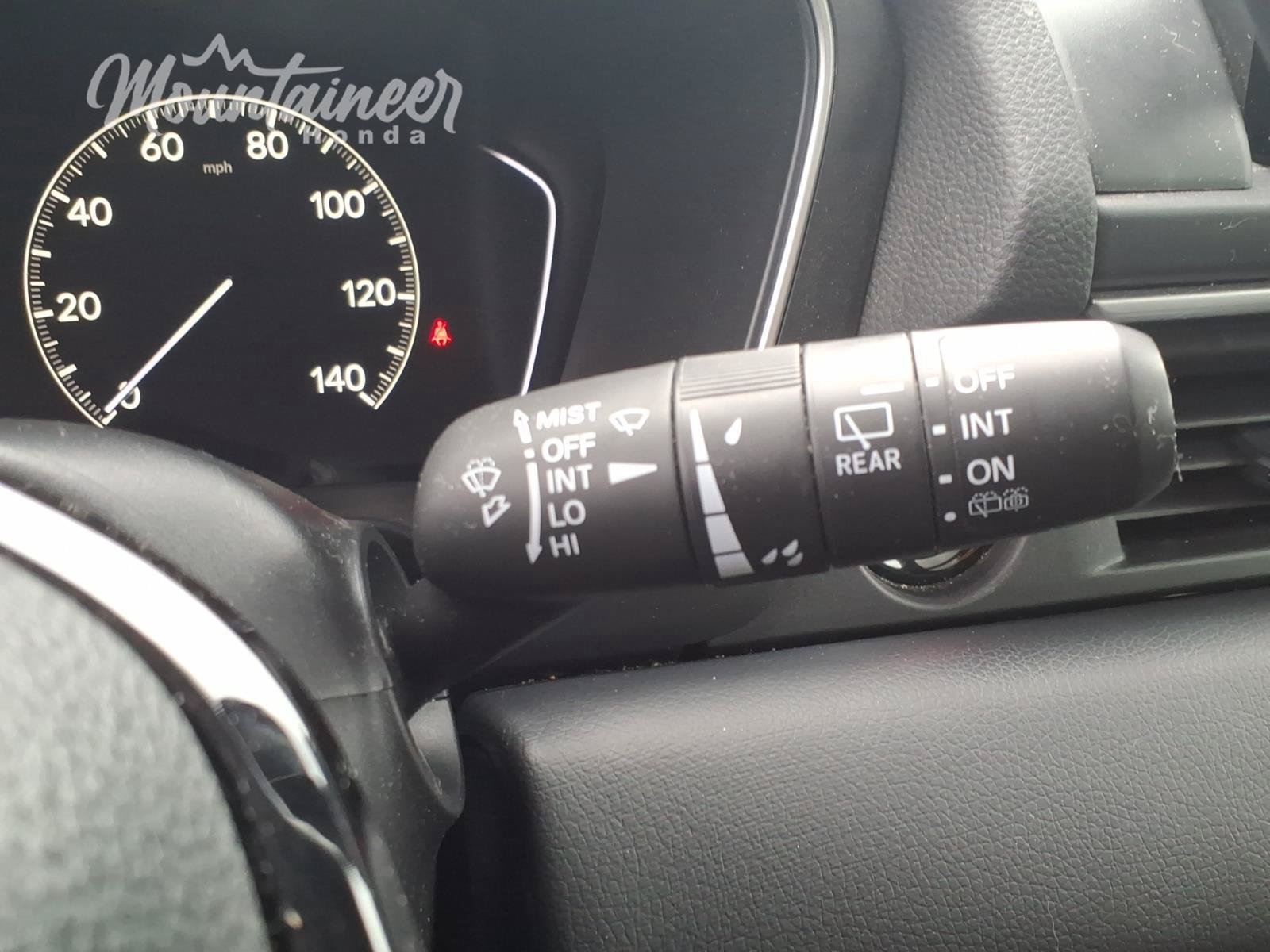 Used 2023 Honda Pilot Touring image 34