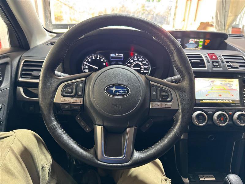 Used 2018 Subaru Forester 2.5i Touring AWD/4WD image 16
