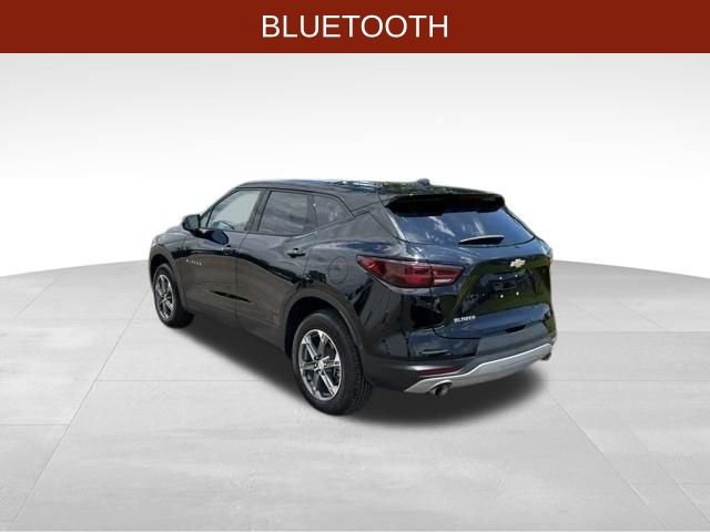 Used 2025 Chevrolet Blazer LT FWD image 5