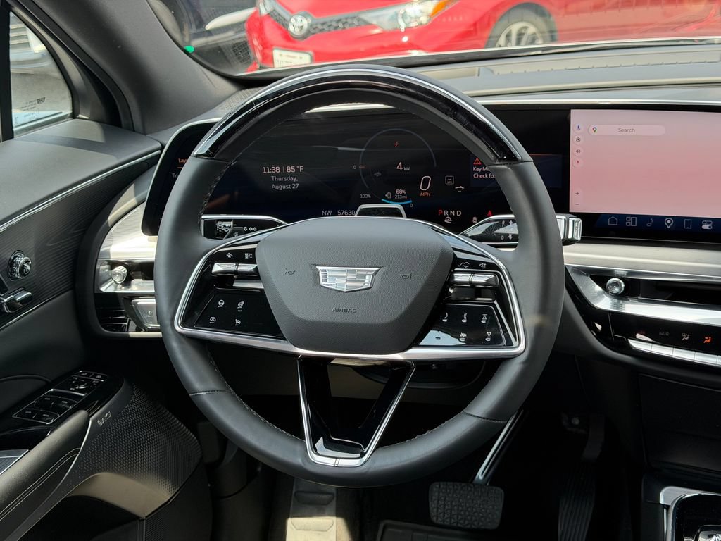 Used 2024 Cadillac Lyriq Sport AWD/4WD image 23