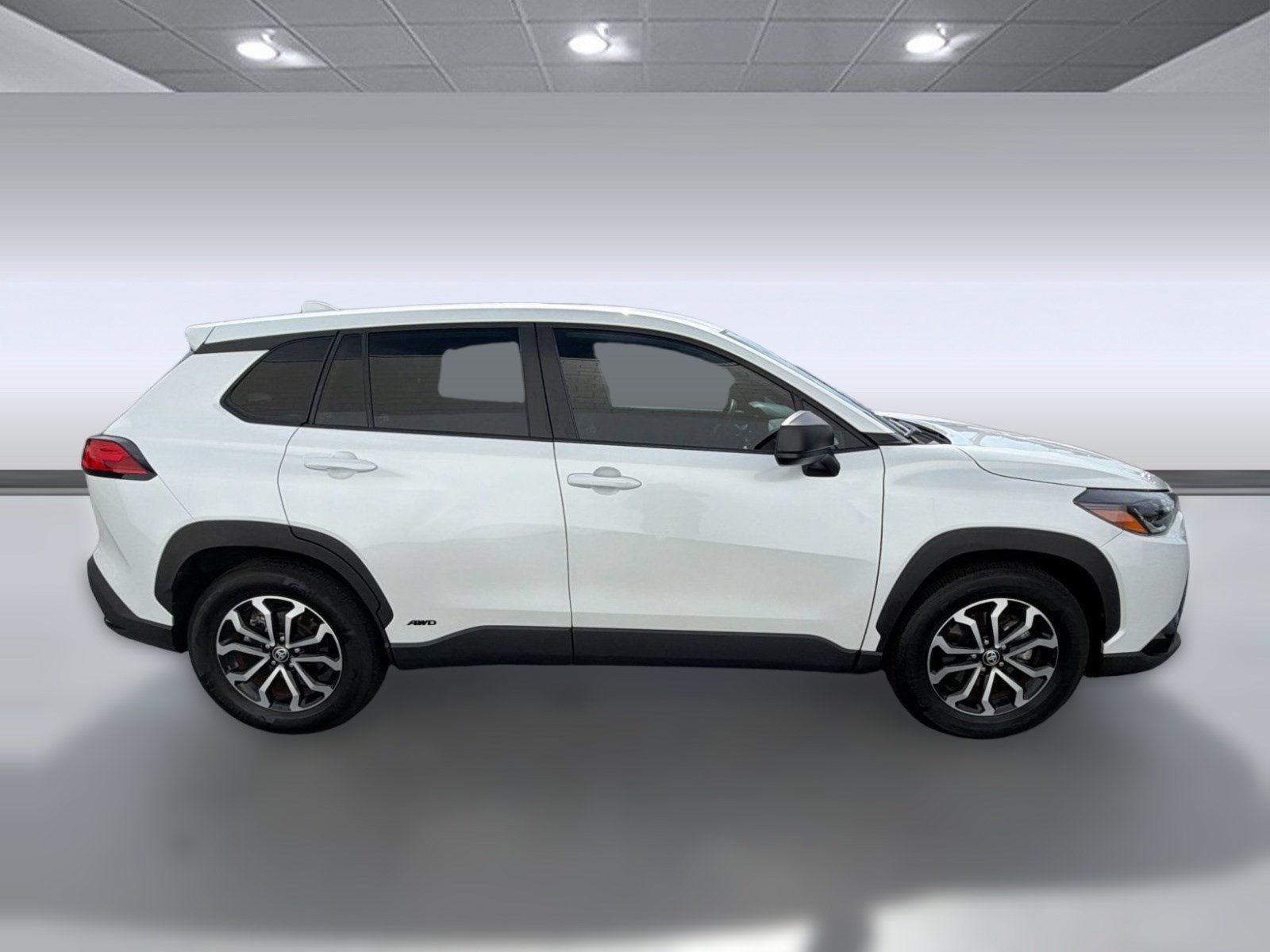 Used 2024 Toyota Corolla Cross AWD Hybrid image 8