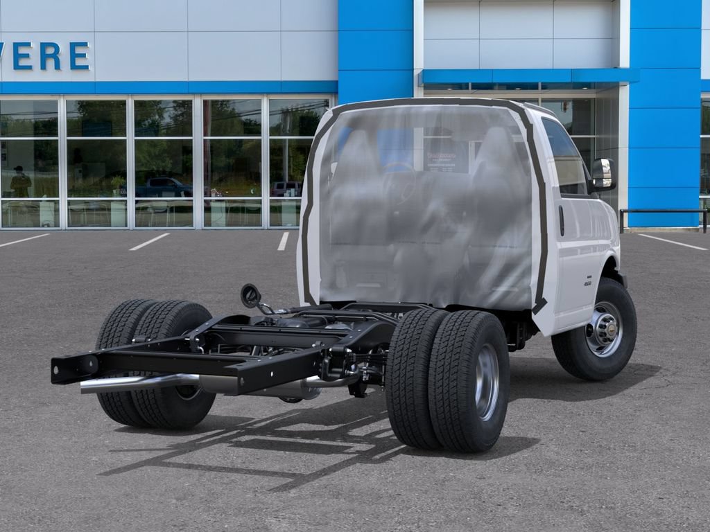 New 2026 Chevrolet Express 3500 w/ Power Convenience Package RWD image 4