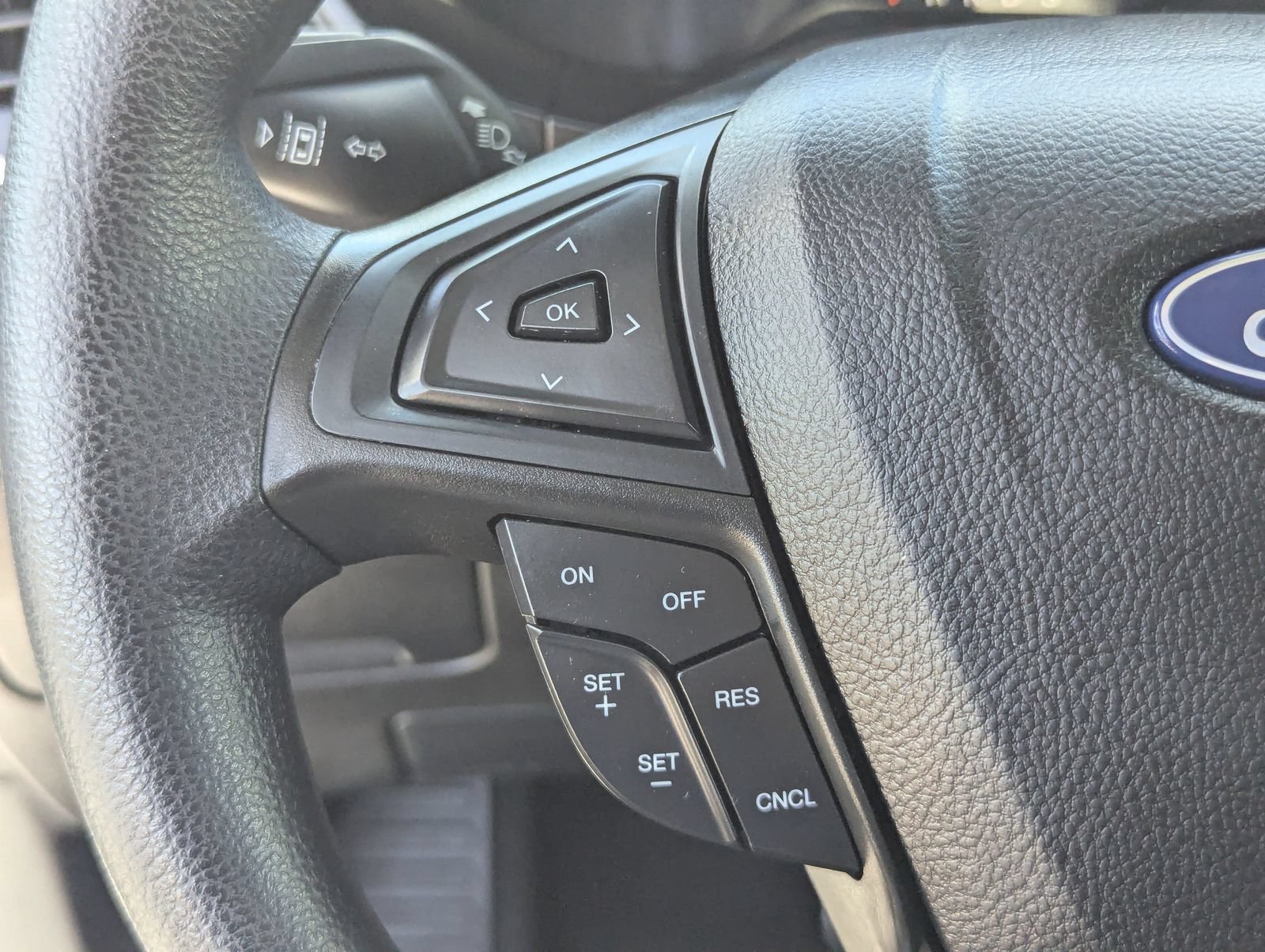 Used 2022 Ford Edge SE w/ Black Appearance Package AWD/4WD image 29