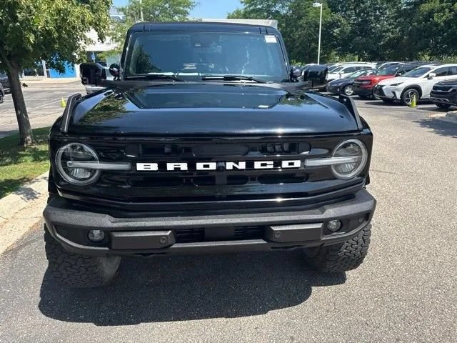 Used 2021 Ford Bronco Outer Banks AWD/4WD image 2