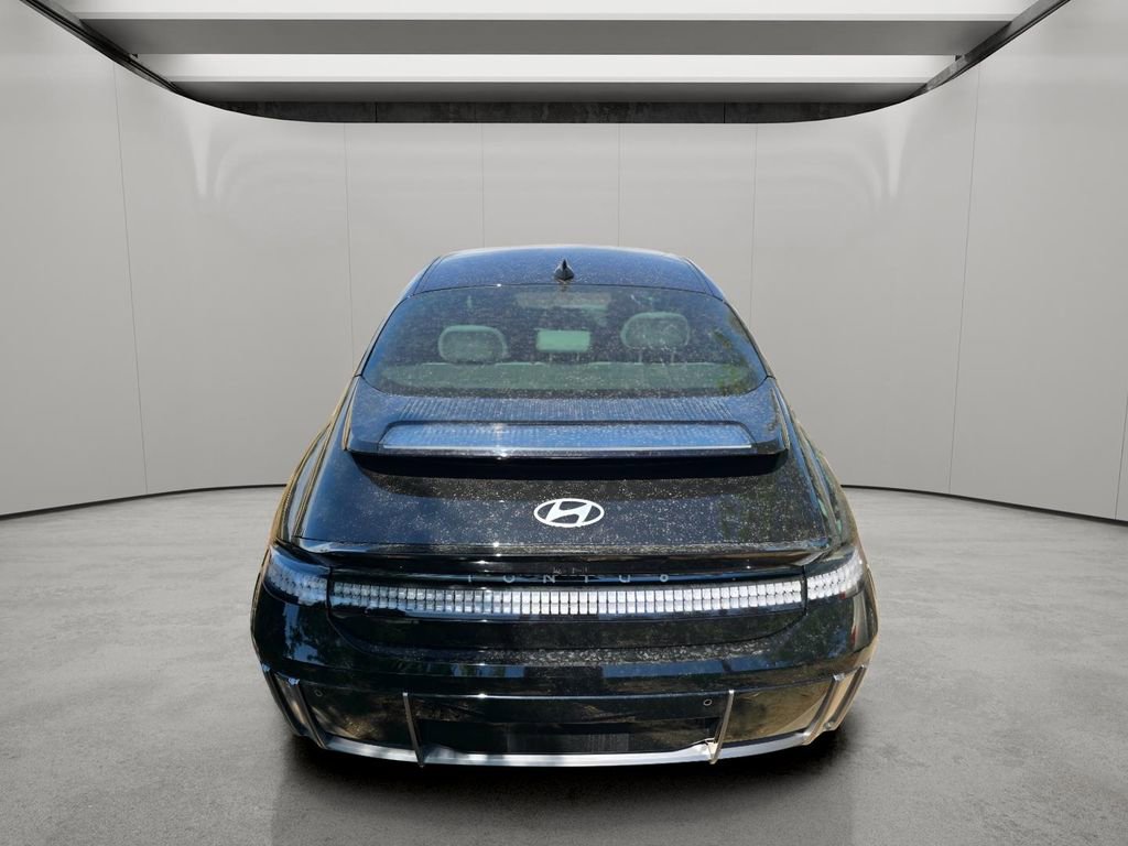 Used 2024 Hyundai Ioniq 6 SEL AWD/4WD image 4