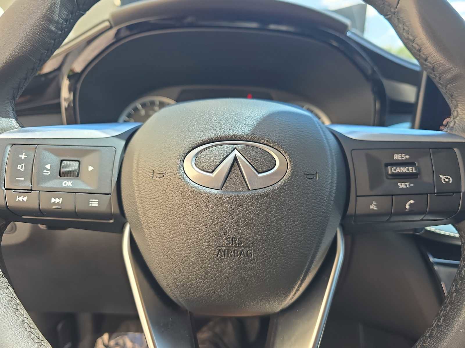 Used 2024 INFINITI QX60 Pure FWD image 12