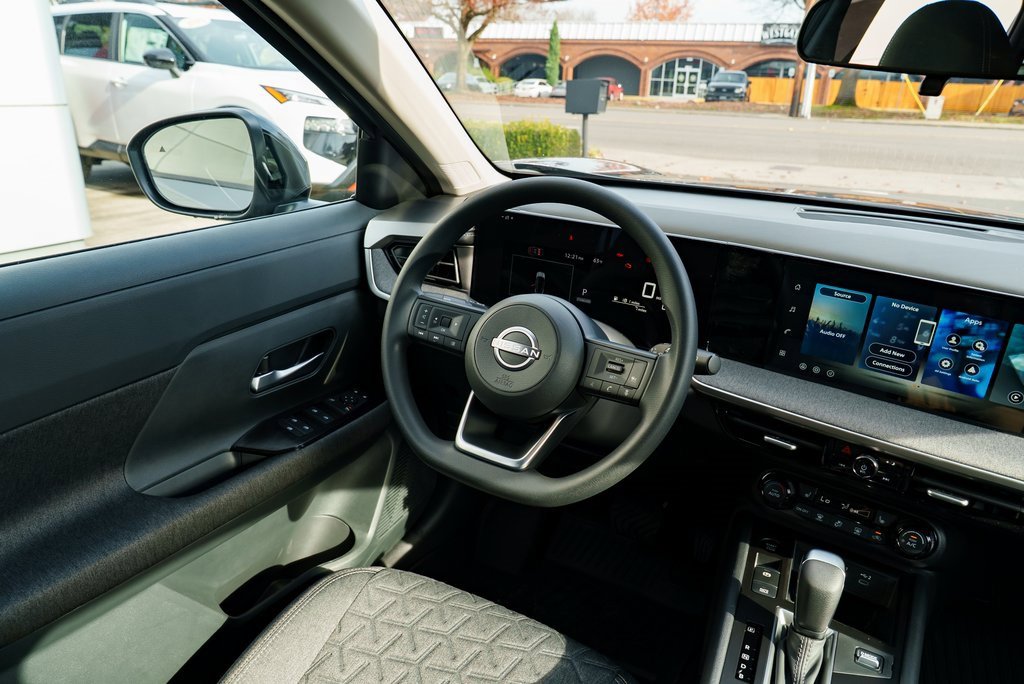 New 2026 Nissan Kicks SV w/ SV Premium Package image 10