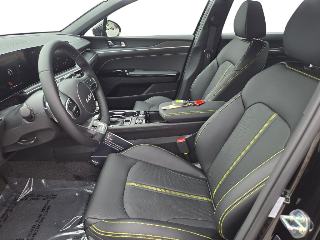 New 2027 Kia K5 GT FWD image 17