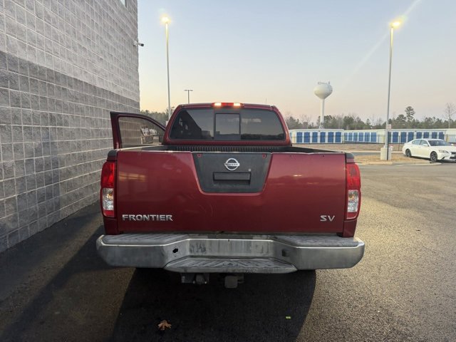 Used 2013 Nissan Frontier SV image 5