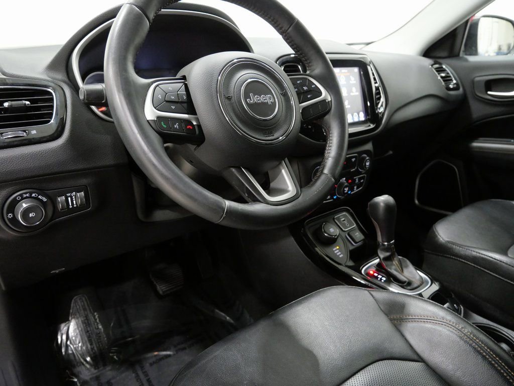 Used 2019 Jeep Compass Limited image 11