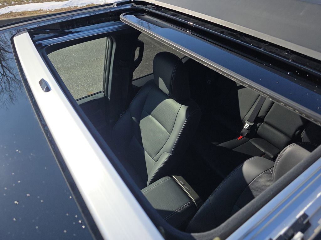 Used 2025 Toyota Land Cruiser image 11