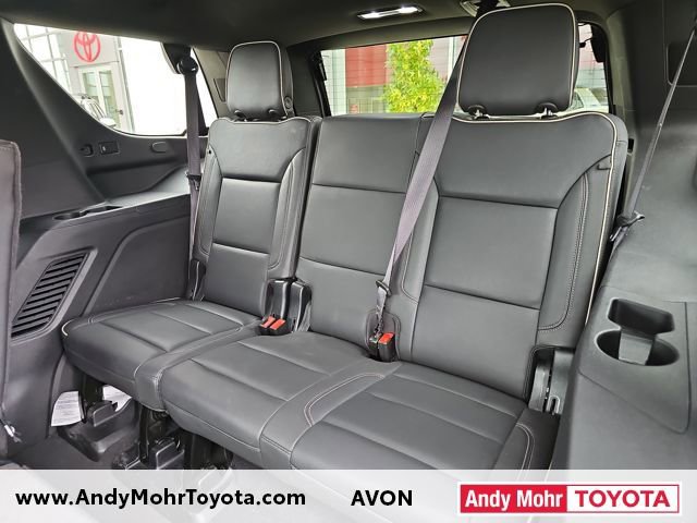 Used 2024 GMC Yukon SLT image 28