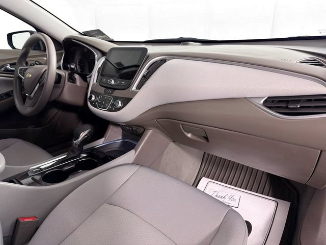 Used 2025 Chevrolet Malibu LT FWD image 28