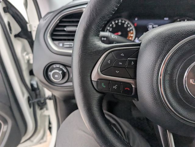 Used 2022 Jeep Renegade Latitude w/ Convenience Group image 13