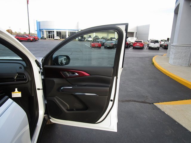 New 2026 Chevrolet Traverse Z71 w/ Driver Confidence Package image 27