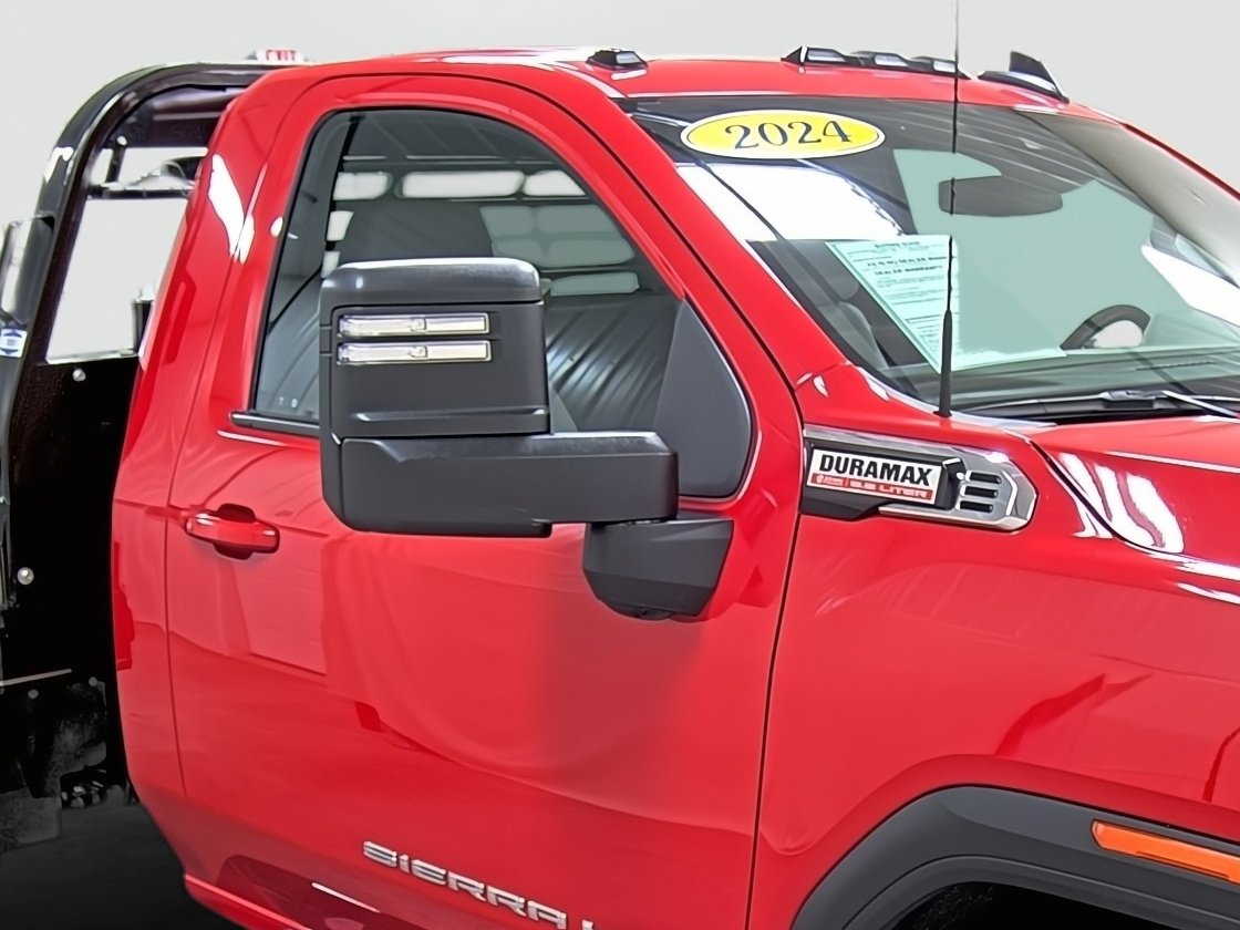 Used 2024 GMC Sierra 3500 SLE w/ SLE Convenience Package image 15