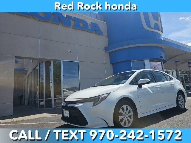 Used 2025 Toyota Corolla LE image 1