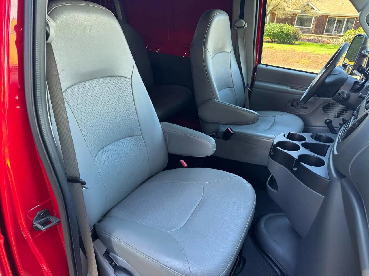 Used 2008 Ford E-350 and Econoline 350 Super Duty image 12