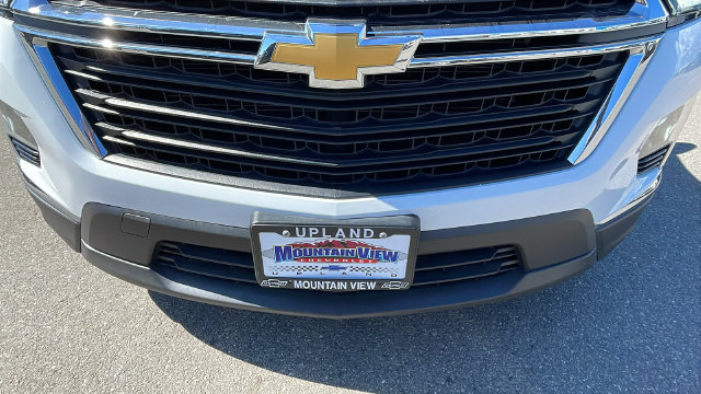 Used 2023 Chevrolet Traverse LS w/ Safety Package FWD image 8
