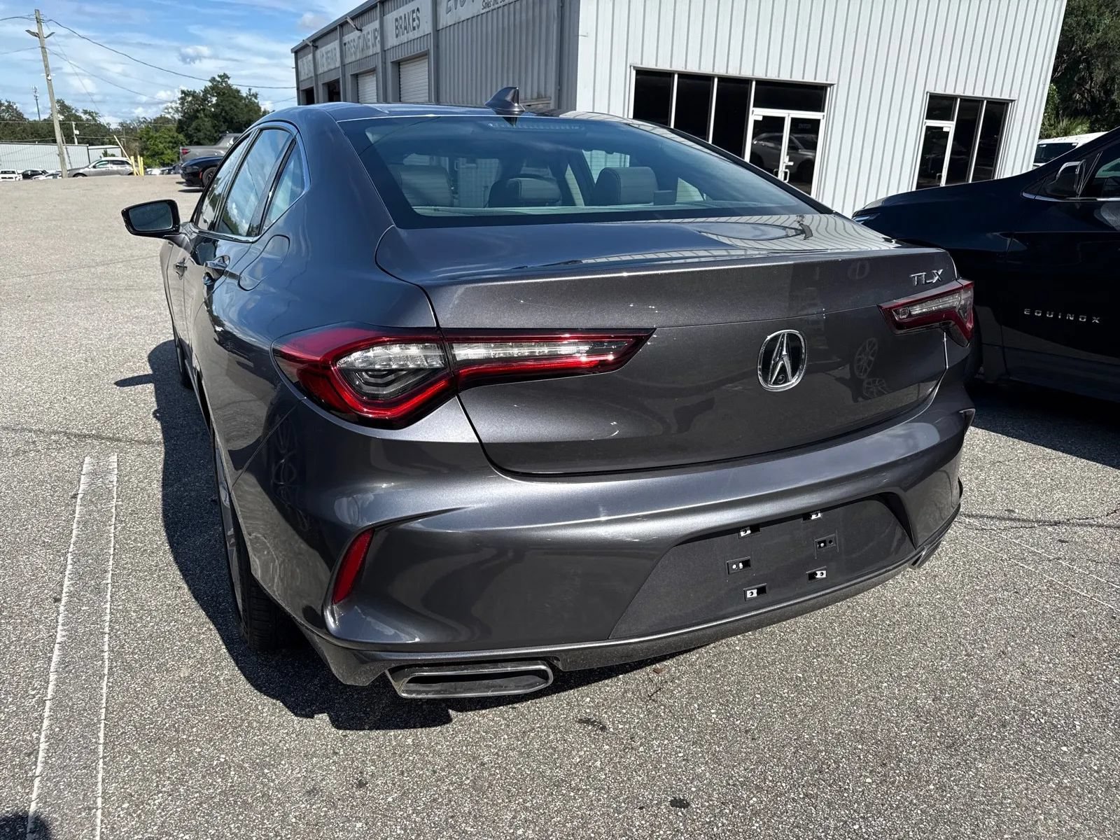 Used 2023 Acura TLX FWD image 10