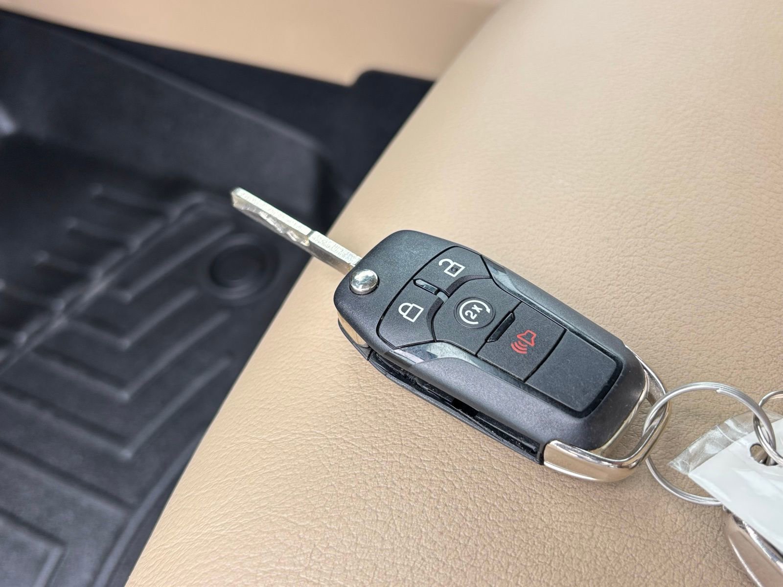 Used 2020 Ford F250 Lariat image 27