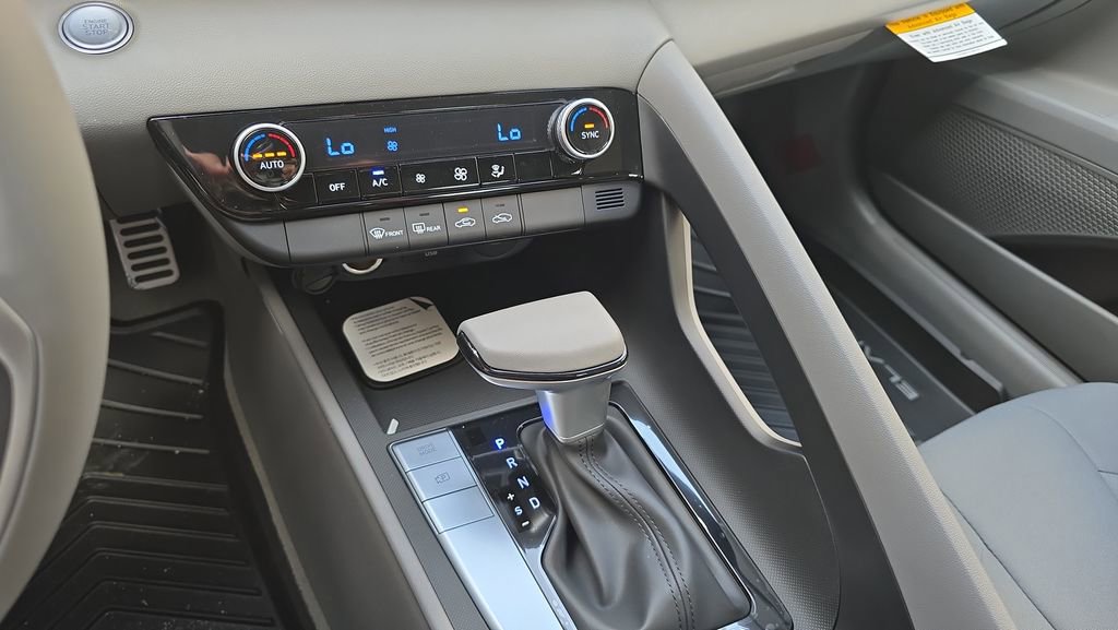 New 2026 Hyundai Elantra Sport FWD image 14