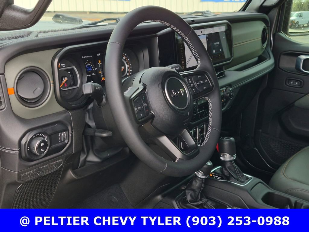 Used 2025 Jeep Gladiator Mojave image 30