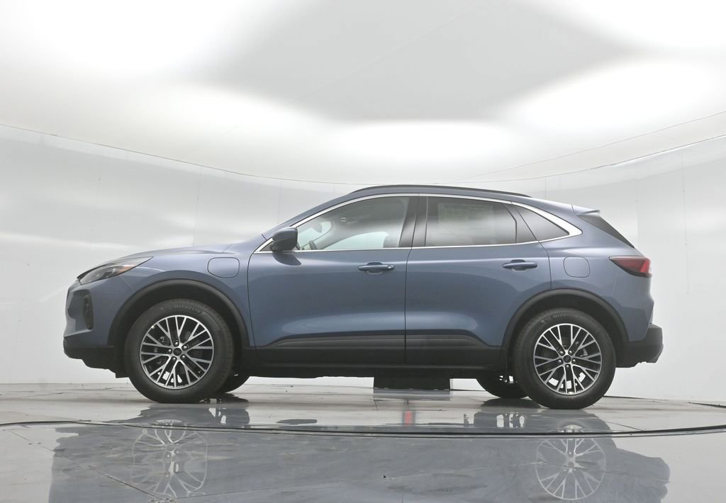 New 2025 Ford Escape SE w/ PHEV Premium Package image 7