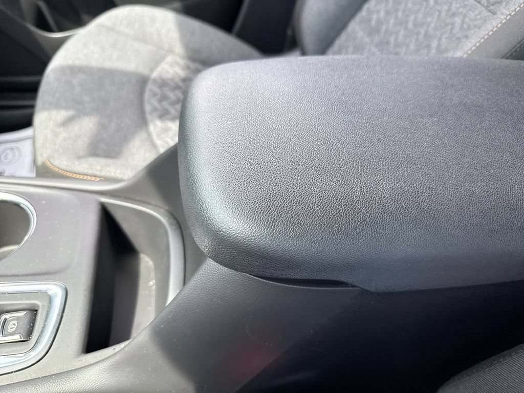 Used 2023 Chevrolet Equinox LT AWD/4WD image 21