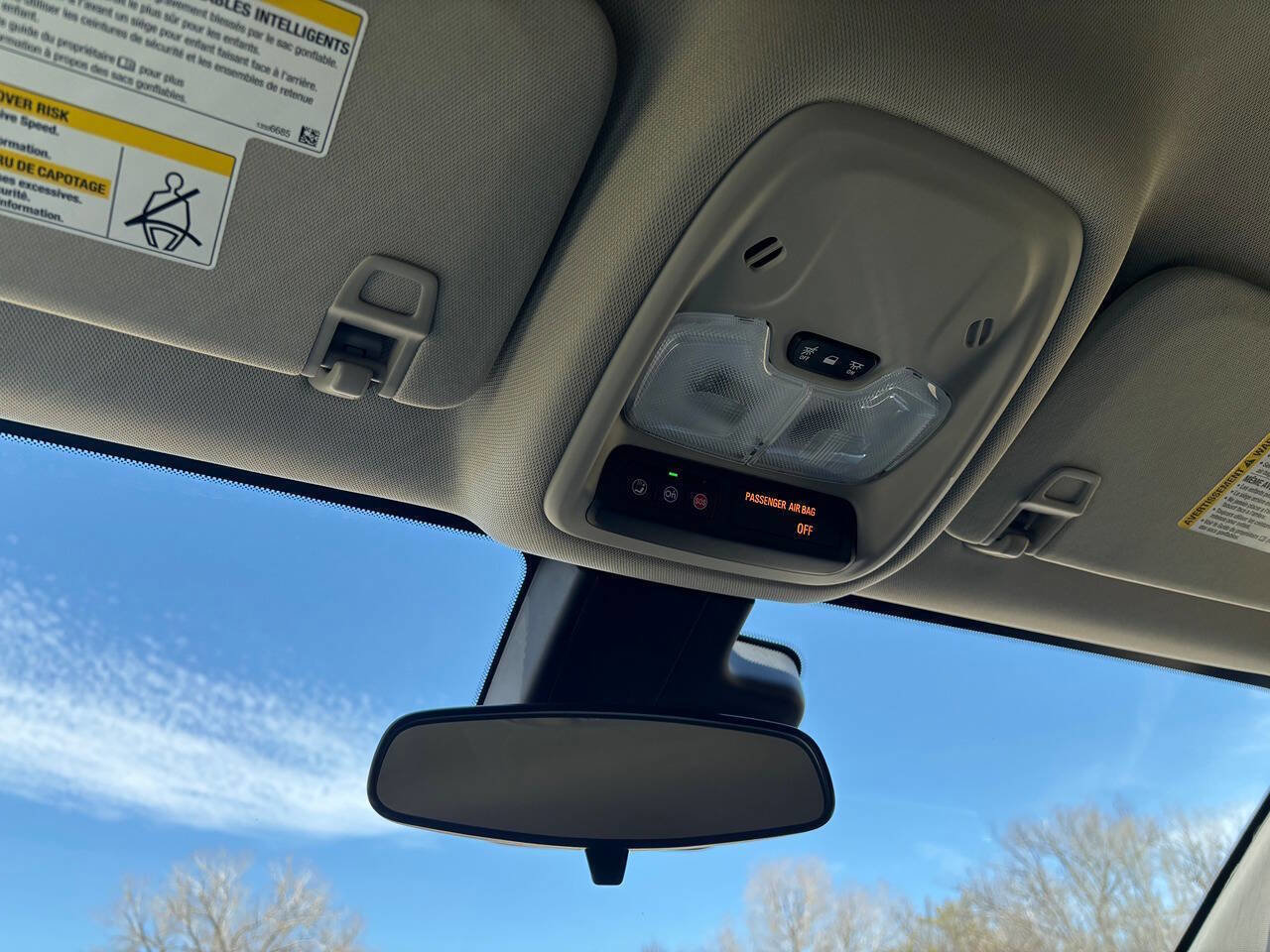 Used 2025 Buick Encore GX Preferred image 19