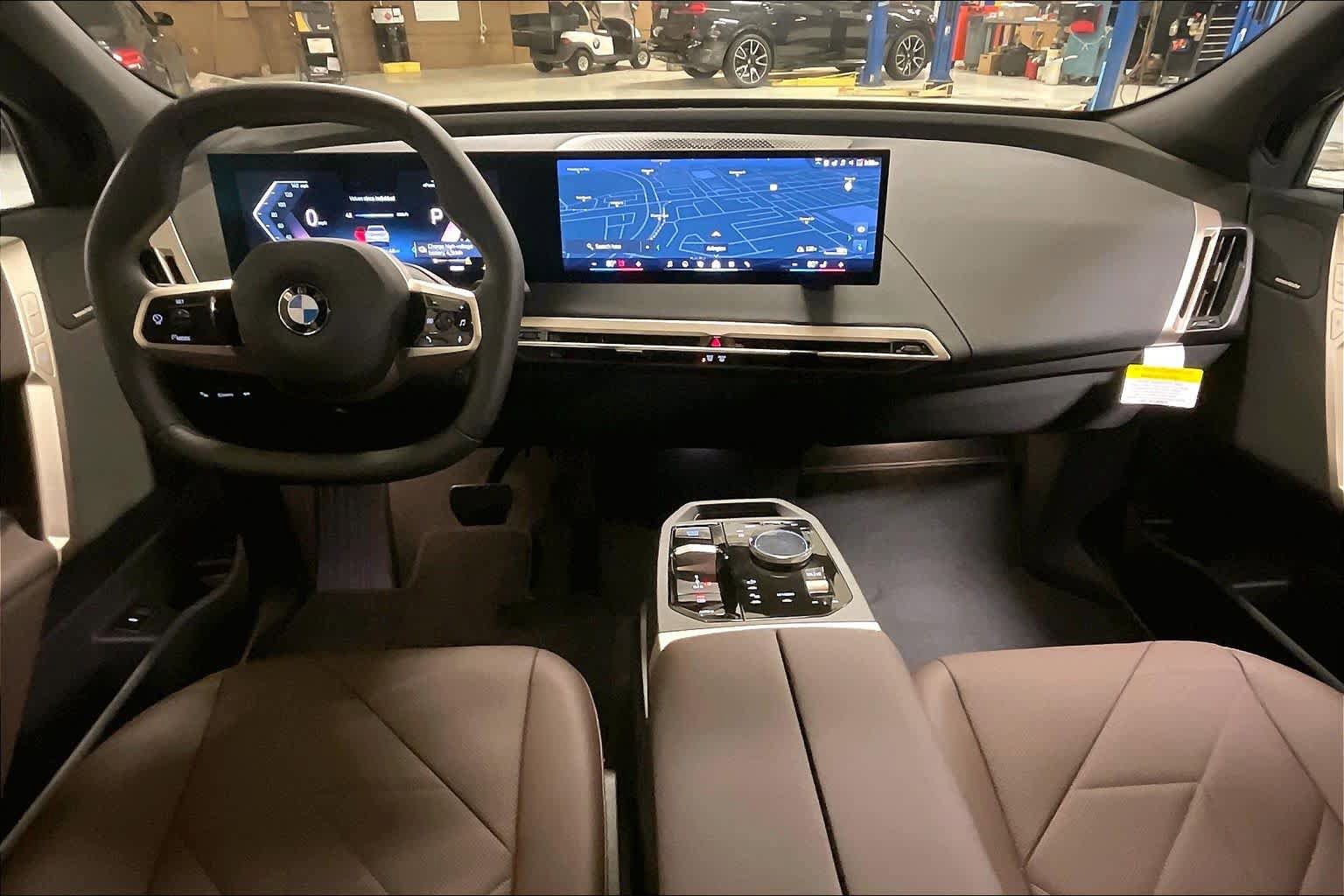 New 2026 BMW iX xDrive60 image 5